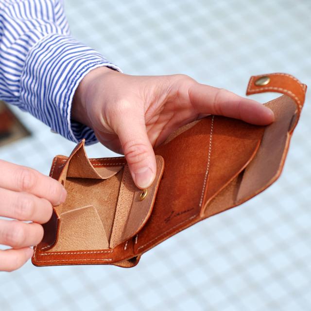 三つ折り財布 極小財布 ミニ財布 日本製 本革 プエブロ LITSTA