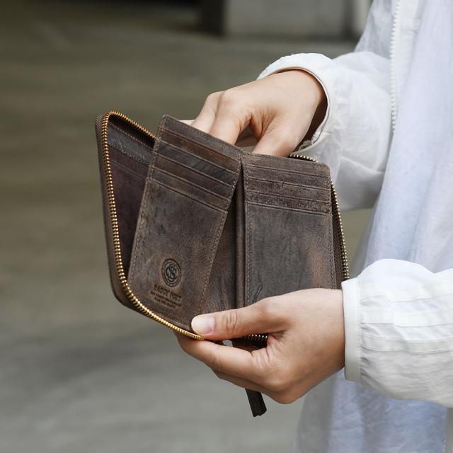 二つ折り財布 ミドルウォレット ラウンドファスナー クードゥー クーズー 本革 財布 BAGGY PORT レザー チャールズ・F・ステッド クードゥレザー イギリス革 ラウンド コンパクト メンズ 本革財布 送料無料 バギーポート グリーン 緑 父の日 プレゼント 実用的 父の日ギフト_5