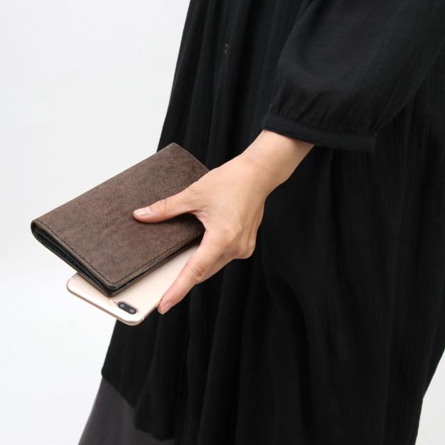 長財布 N WALLET 手縫い 二つ折り LITSTA 日本製 本革 財布 ムラ染めレザー イタリアンレザー 牛革 ヌメ革 本革財布 レディース カード 入れ 多い スリム 薄型 スマート かぶせ フラップ リティスタ PUEBLO プエブロ ハンドクラフト 送料無料 レッド/ブラウン/グレー_6