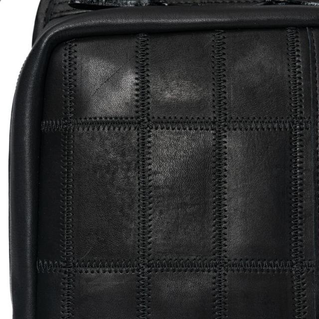 ボディバッグ TRION ショルダーバッグ DPC270 BLACK/ブラック グローブレザー PANEL ミニショルダー 本革 バッグ かっこいい ペットボトルが入る ファスナー付き YKK 縦型 斜めがけ ボディーバッグ メンズ レディース ブランド トライオン グラブレザー パネル 送料無料_13
