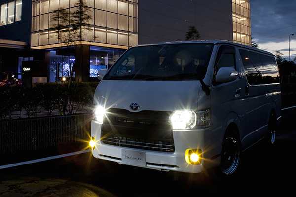 ヴァレンティ/Valenti ジュエル LED フォグバルブ 200系ハイエース専用 HB4 6200K 3800lm H22.7〜H24.4  カラーフィルム付 LD200-HB4-62の通販はau PAY マーケット - ホットロード au PAY マーケット店 | au PAY  マーケット－通販サイト