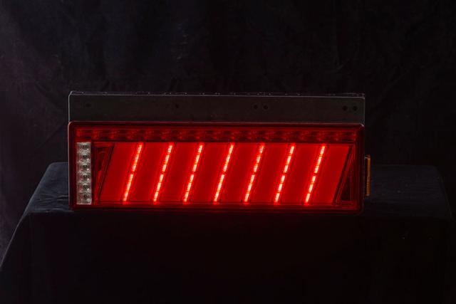 COMBO 侍M LEDテールランプ クロムレンズ/クローム/レッドバー 大型車用 24V ECE認証 SEA機能 花魁 OCSN-CCR-M2SEA_4