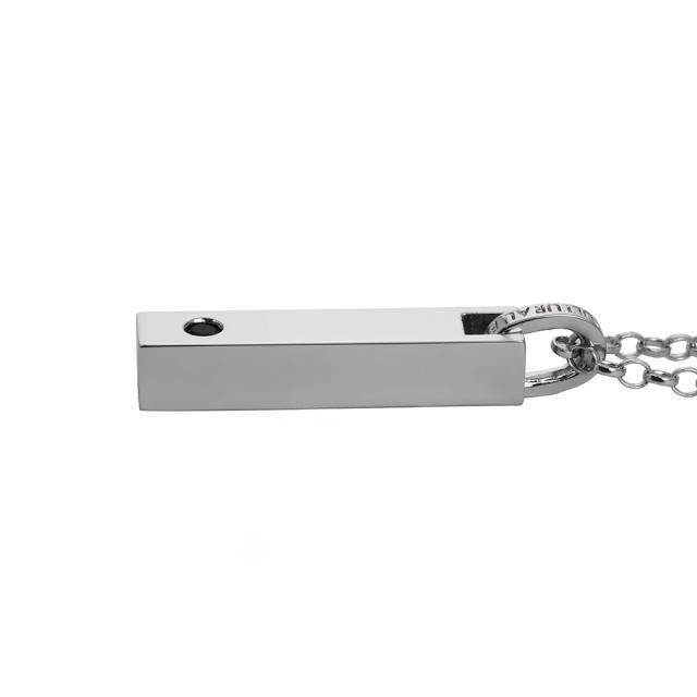 FLUI カルトラルフルイ メンズ ペンダントネックレス ブラックダイヤモンド FLUI カルトラルフルイ メンズ ペンダントネックレス ブラック