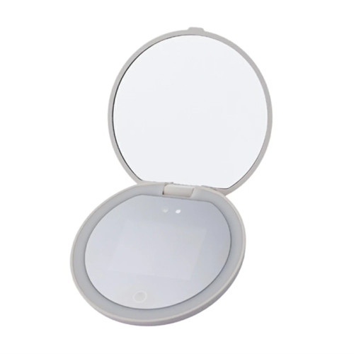 ＵＶ対策カメラ付きミラー（USB充電式）(4580441487456)