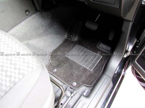 Brightz ジムニー Jb64w フロアマット 車種専用設計 ズレ防止の止め具付き Floor Mat 032の通販はau Pay マーケット Brightz