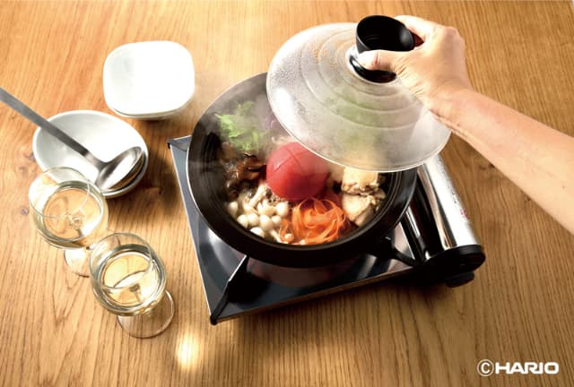 HARIO フタがガラスの土鍋 9号 日本製 GDN-255-B-W オーブン対応  直火専用 電子レンジ対応 幅31cm ガラス蓋 付き GDN255BW ハリオ_1