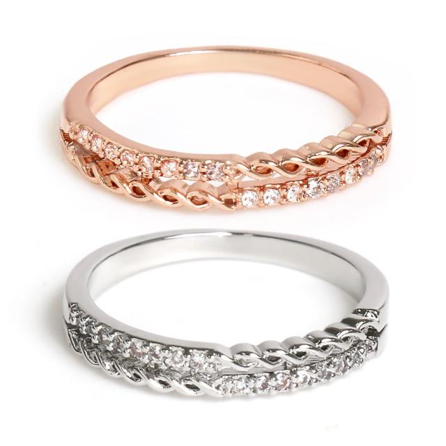 指輪 リング 金属アレルギー対応 チタン キュービックジルコニア ツイスト シンプル 華奢 30代 40代 50代 オケージョン 送料無料！の通販は 6,020円