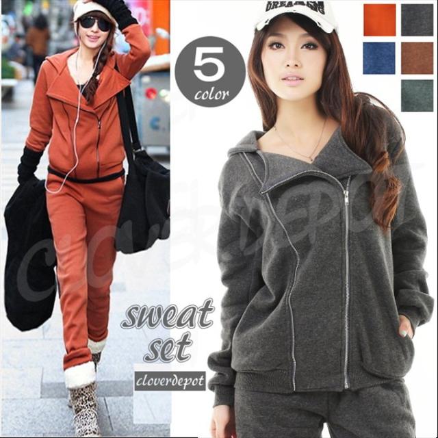 即納 秋 冬 上下セット ルームウェア パジャマ レディース パーカー トレーナー 長袖 ロゴ ジャージ 裏起毛 上下 セットアップの通販はau Pay マーケット クローバーデポ 5400円以上で送料無料