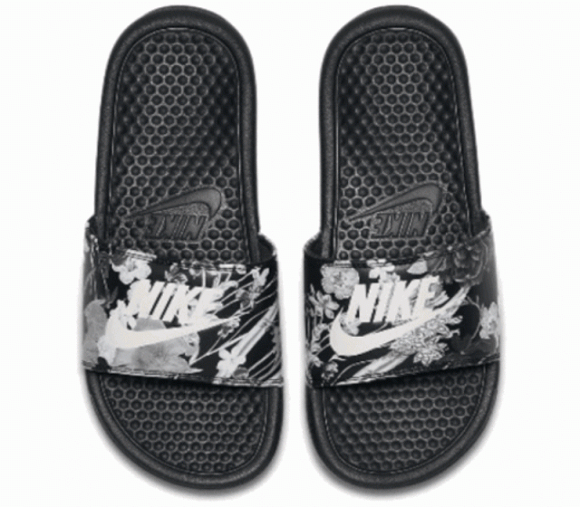 ①STUSSY \u0026 NIKE BENASSI べナッシ シャワーサンダル