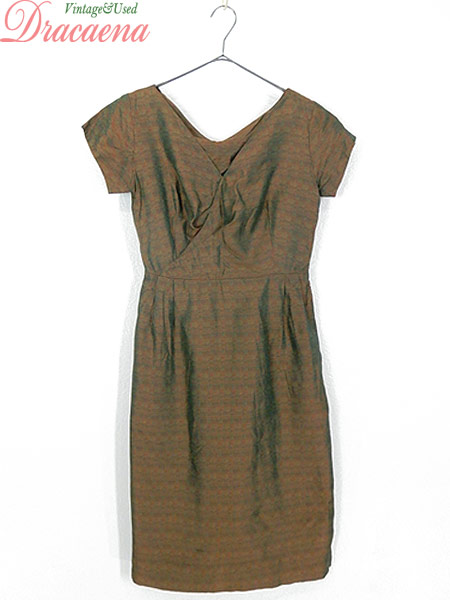 古着 レディース ヴィンテージ ワンピース 60s 混ざり糸 デザイン Vネック ミドル丈 半袖 ドレス 古着の通販はau Pay マーケット 古着屋ドラセナ