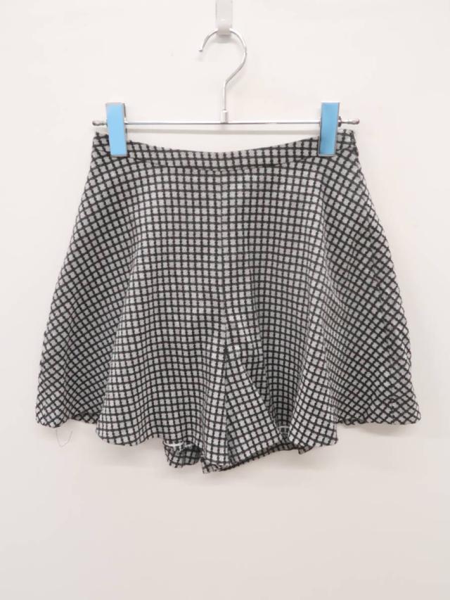 Dazzlin ダズリン チェックフレアショートパンツ グレー レディース Aランク Sの通販はau Pay マーケット ブランド古着の買取販売 Wanboo
