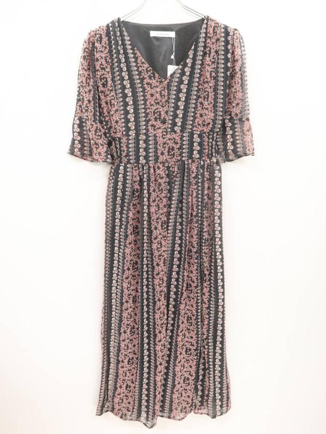 Archives アルシーヴ マルチフラワーロングワンピース 五分袖 黒 赤 レディース 新品 Mの通販はau Pay マーケット ブランド古着の買取販売 Wanboo