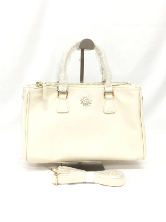 Evris エブリス スクエアミドルバッグ 白 レディース 新品 Fの通販はau Pay マーケット ブランド古着の買取販売 Wanboo