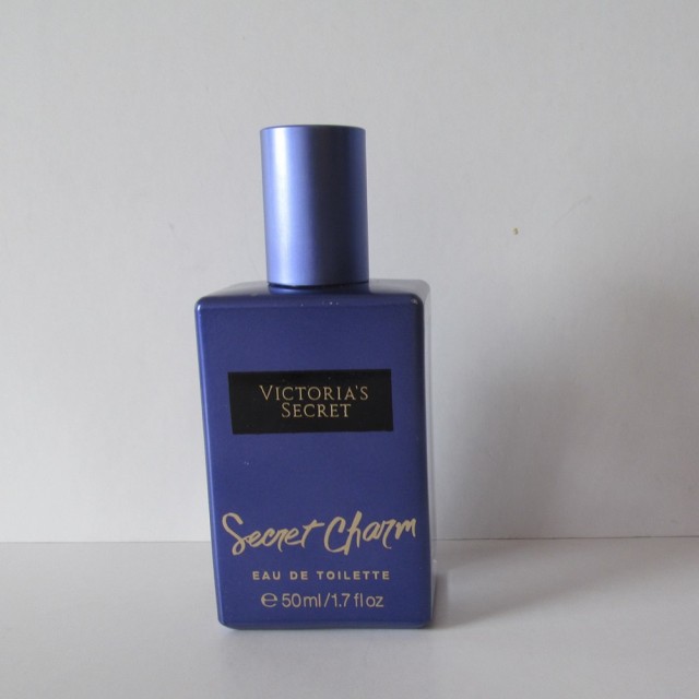 シークレットチャーム オードトワレ Victoria Ssecretfantasies Eaudetoilette ヴィクトリアズシークレットの通販はau Pay マーケット Victoria S Select Shop