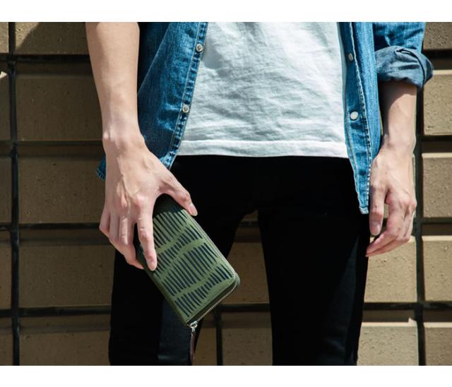 ラウンドファスナー長財布 メンズ 牛革 本革 レザー カジュアル 漆