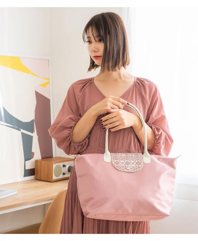 バッグ トートバッグ レディース 本革 ナイロン 日本製 軽い 軽量 大きい 大容量 きれい上品 かわいい 花柄 フラワーガーデン 友禅文庫 の通販はau Pay マーケット E Mono