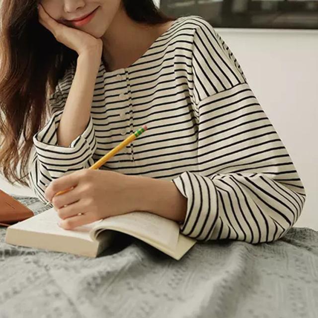 春にぴったり♪可愛いシンプルロンＴトップス 楽天市場】【47％OFF 3,990→1,990円】Tシャツ カットソー ロンT