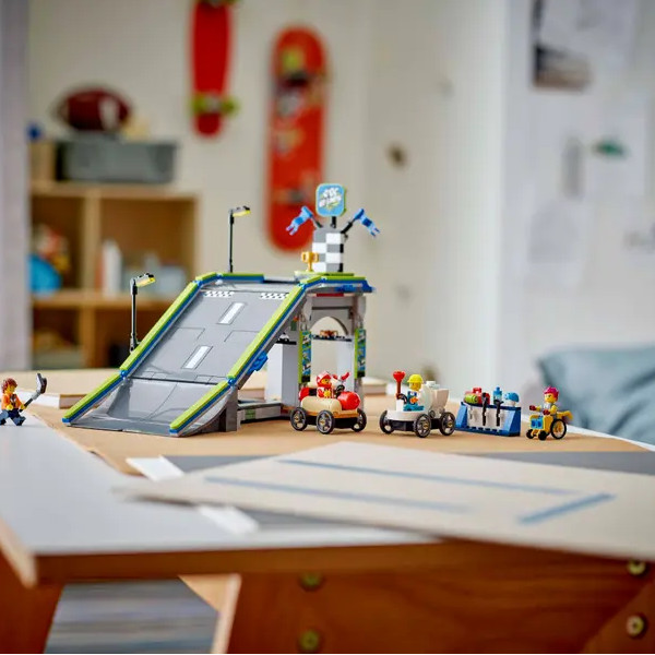 レゴ シティ 限界突破だ！レースカー ジャンプコース 60460 LEGO プレゼント ギフト おもちゃ ブロック_7