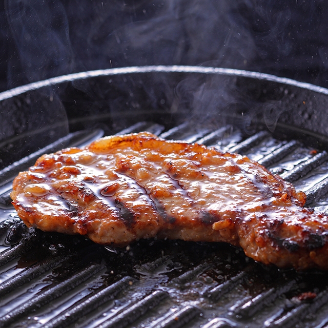 内祝い ギフト 惣菜 送料無料 鹿児島県産黒豚使用 ロース味噌漬(1983114) / お返し 結婚内祝い 出産内祝い 御返し 冬ギフト セット 詰め合わせ 詰合せ 肉 肉加工品 お肉 肉惣菜 肉料理 ブランド 有名店 本格 贈り物 ギフトセット お祝い 結婚内祝い 出産内祝い 景品の通販は 8,208円