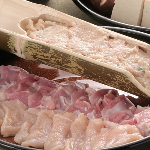 内祝い ギフト 惣菜 送料無料 熊本の地鶏 「天草大王」 水炊きセット / お返し 結婚内祝い 出産内祝い 御返し 冬ギフト セット 詰め合わせ 詰合せ 肉 肉加工品 お肉 肉惣菜 肉料理 ブランド 有名店 簡単 本格 贈り物 ギフトセット お祝い 結婚内祝い 出産内祝い 景品の通販は