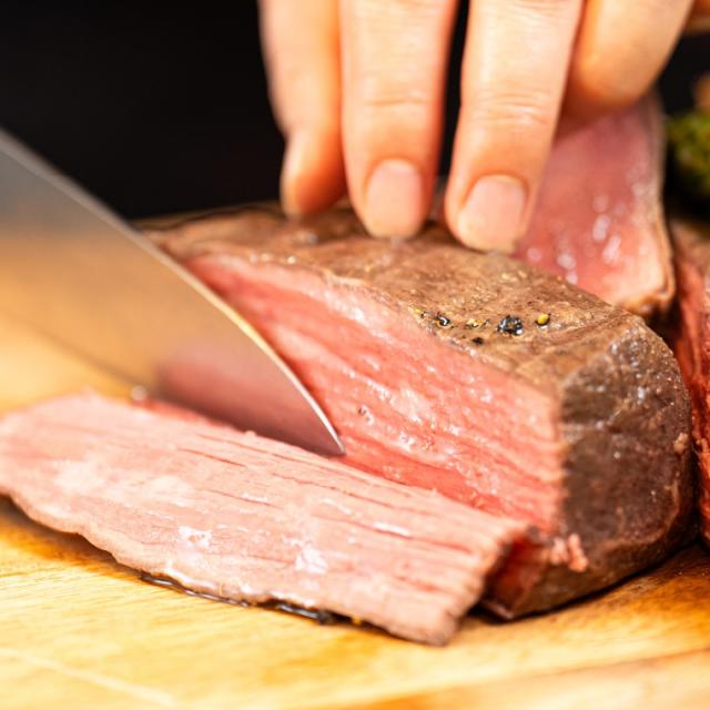 S賞「G-14イヨ(ローシャンテメイド)」　等身大タペストリー S賞「G-14イヨ(ローシャンテメイド)」 等身大タペストリー 等身大