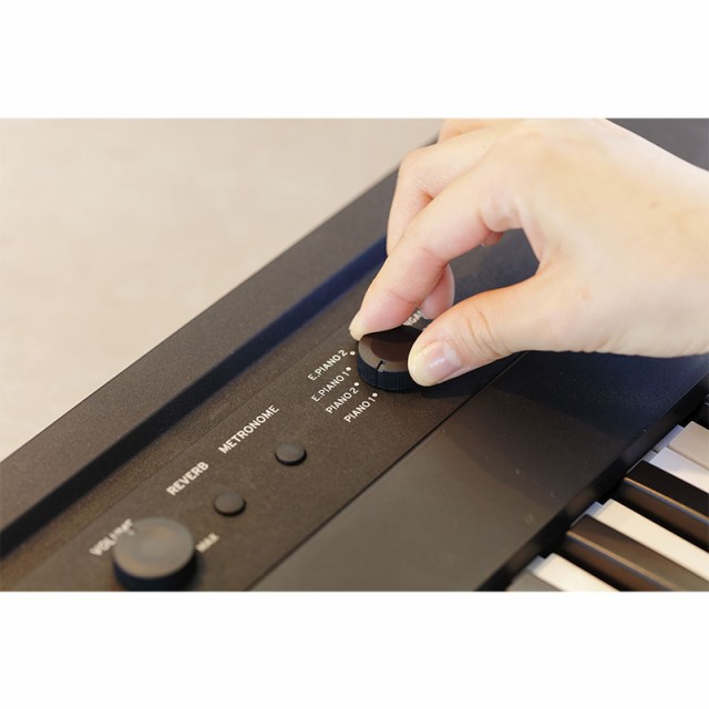 KORG　L1SP　PAY　PWHITE　Liano　デジタルピアノ　X型スタンド付き〈コルグ〉の通販はau　au　PAY　マーケット　楽器de元気　マーケット－通販サイト