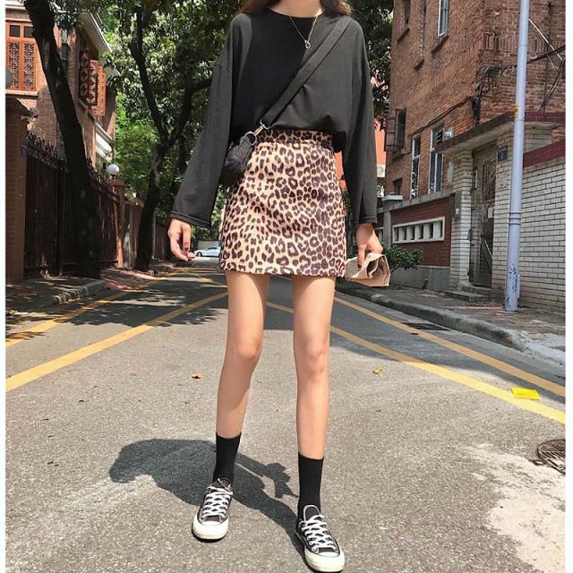 秋冬新作 ミニスカート レディース ヒョウ柄 豹柄 アニマル 柄 台形スカート タイト ミニ リゾート お洒落 インスタ映え 春 冬新作の通販はau Pay マーケット レディスファッション安カワセール Hello