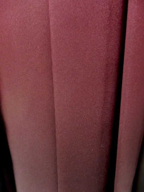 【期間限定割引】往復送料無料 全部揃って安心 レンタル 小学生 大学生 卒業式 袴 レンタル 袴 卒業式袴セット 小学生 袴女児 女の子 小学生 袴 セット 小学生 卒業式 袴 レンタル 女の子 小学校 卒業式 着物 紺地 捻じれ梅 紅葉 柄No.315