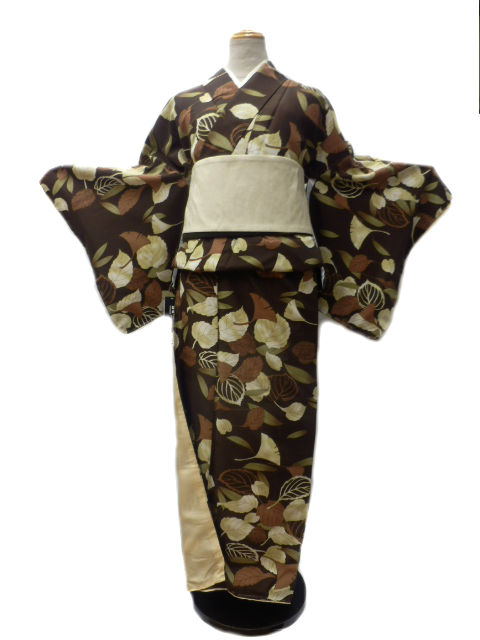 大決算売り尽くし 翌日発送可能 家でも簡単に洗える リョウコキクチ ｒｋ 洗える着物 袷 小紋 淡いピンク地 花輪違い 柄no231 超目玉 期間限定 Www Centrodeladultomayor Com Uy