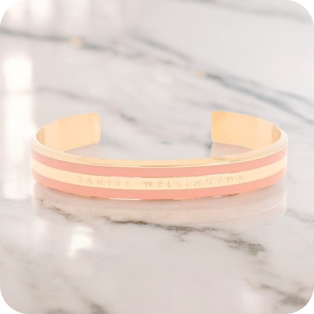 ダニエルウェリントン DANIEL WELLINGTON バングル ブレスレット