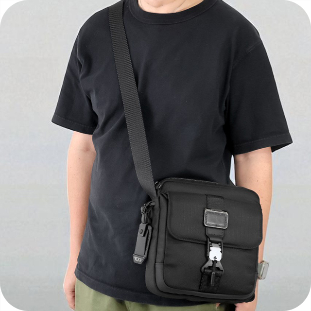 TUMI クロスボディ ALPHA BRAVO 「メイポート」クラッチ・クロスボディ