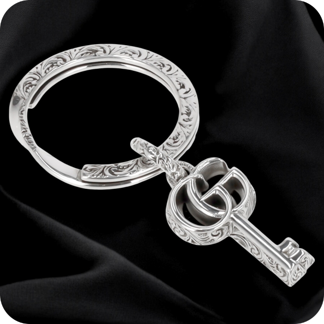 【未使用級】グッチ キーリング インターロッキング スワロフスキー GGパープル 未使用級】グッチ キーリング インターロッキング