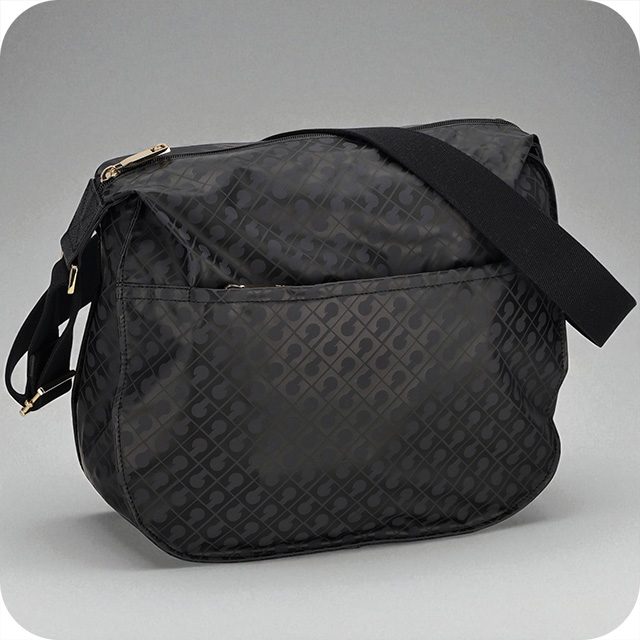 ゲラルディーニ ショルダーバッグ レディース ブランド GHERARDINI GH0260 EXCAL ブラック 斜めがけ 高級 おしゃれ プレゼント 女性 実用的 かわいい