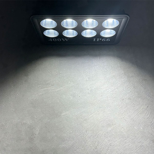 LED投光器 LEDライト COBチップ 400W 4000W相当 防水 防犯 AC100V 3Mコード 屋外 白色_5