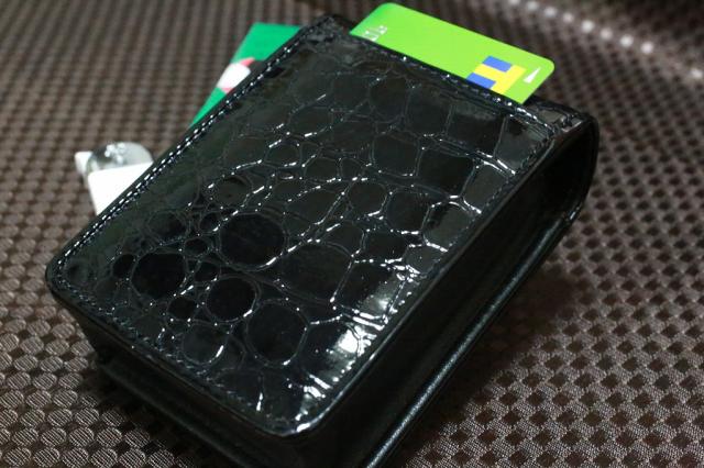 Luxe Candy シガレットケース ブラック 黒 レディース 人気 ブランド シガレットポーチ たばこポーチ 女性用タバコケース 箱すっぽりの通販はau Pay マーケット 雑貨屋 Amaterasu