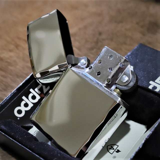 Armor ZIPPO】 重厚アーマー シャインレイカット プラチナ 鏡面仕上げ ...