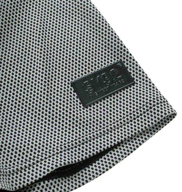 大きいサイズ SY32 by SWEET YEARS ステンシルロゴ 半袖 Tシャツ ブラック×グレー 3L 4L 5L 6L/1278-4292-2-110