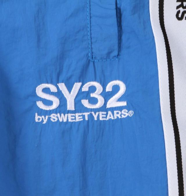 大きいサイズ SY32 by SWEET YEARS テープデザイン ナイロンパンツ ブルー 3L 4L 5L 6L/1274-5130-1-150