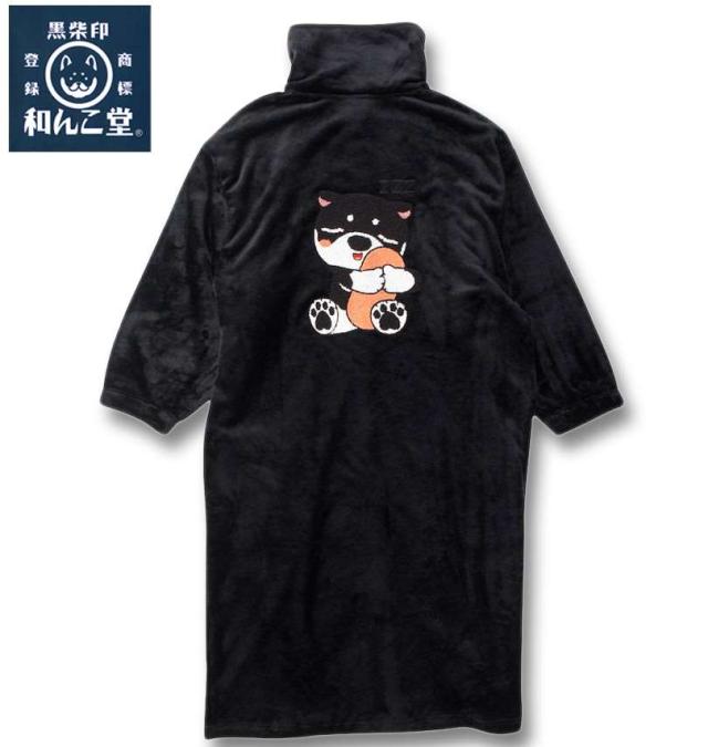 大きいサイズ 黒柴印和んこ堂 ぼあもこ スタンド衿 着る毛布 ブラック 3L 5L/1258-4354-2-75