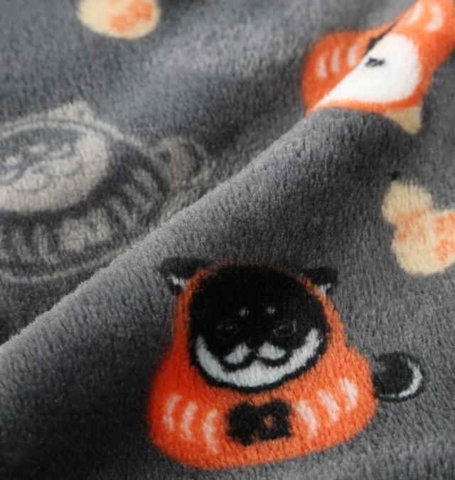 大きいサイズ 黒柴印和んこ堂 だるま柄 ふわもこ 着る毛布 チャコール 3L 5L 7L/1258-5325-2-79