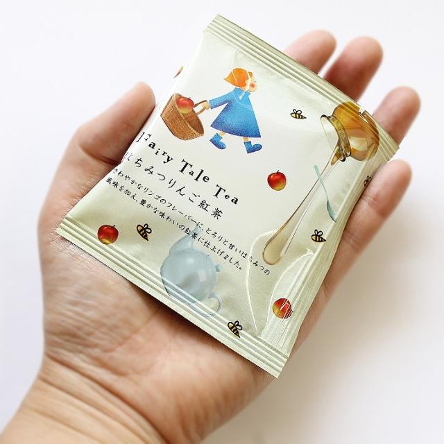 フェアリーテールティー 2g はちみつりんご紅茶 紅茶 フレーバーティー かわいい雑貨 プチギフト 誕生日プレゼント テトラ型ティーバッの通販はau Pay マーケット あとりえほのか レジン ハンドメイド素材 フェアリーテールティー 2g はちみつりんご紅茶 紅茶 フレーバーティー かわいい雑貨 プチギフト 誕生日プレゼント テトラ型ティーバッの通販はau Pay マーケット あとりえほのか レジン ハンドメイド素材