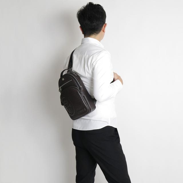 【商品レビュー記入で+5%】カステルバジャック ボディバッグ CASTELBAJAC Garbo ガルボ ワンショルダーバッグ 斜め掛けバッグ 047921 普段使い 旅行 ビジネス 通勤 ゴルフ 牛革 本革 レザー 革 メンズ レディース 男女兼用 ブランド カジュアル オシャレ ビジカジ 人気_3