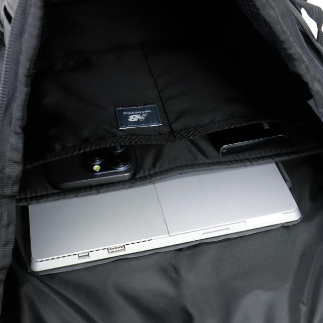 【商品レビュー記入で+5%】リュック ニューバランス new balance LAB45702 メンズ レディース スクエアリュック 大容量 リュックサック 通学 バッグ 男子 女子 おしゃれ 大人 ブランド ノートPC 撥水コーティング スクールリュック 通勤 35L A4 B4 高校生 大学生