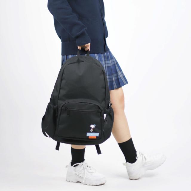 【商品レビューで+5%】 ピーナッツ PEANUTS  スマートデイパック リュックサック デイパック バックパック 20L 女子 女の子 学生 高校生 大学生 高学年 女子高生 A4 B4 ペットボトル 大容量 刺繍 撥水 通学 軽量 スヌーピー キャラクター 人気 SPZ6_8