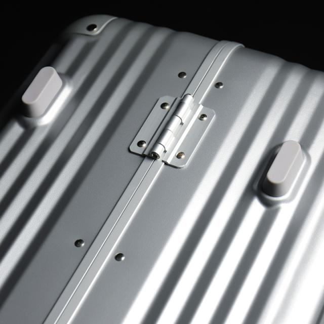【商品レビュー記入で+5%】コールマン スーツケース Coleman ALMITE 60001キャリーケース フレーム 92L 7〜9泊 ハード TSAロック 4輪 ダブルキャスター 双輪キャスター 旅行 国内旅行 海外旅行 長期滞在 ビジネス トラベル 出張 大型 キャリーバッグ メンズ レディース_13
