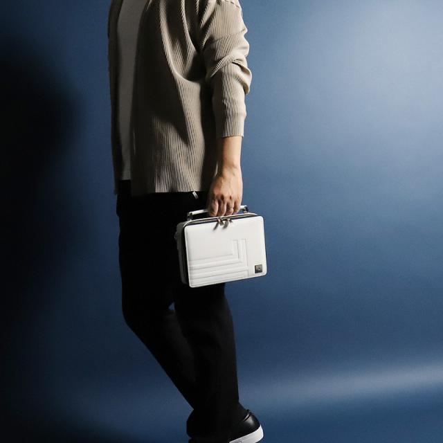 【商品レビューで+5%】ランバンオンブルー バッグ ショルダーバッグ メンズ 小さめ スマートセルバッグ 本革 レザー ブランド クラッチバッグ LANVIN en Bleu Fizz フィズ 521222 スマートクラッチ ゴルフ 結婚式 冠婚葬祭 フォーマル パーティー 通勤 ビジネス 旅行 牛革 商品レビューで+5%】ランバンオンブルー バッグ ショルダーバッグ