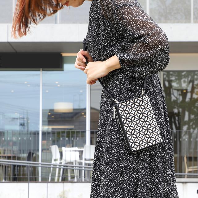 【商品レビューで+5%】ドレステリア バッグ メンズ DRESSTERIOR Airdale エアデール スマホショルダーバッグ 男女兼用 レディース カード入れ 小銭入れ ミニショルダー ショルダー ショルダーバッグ 863111 斜め掛け 肩掛け おしゃれ 牛革 レザー オーバーラップサークル_5