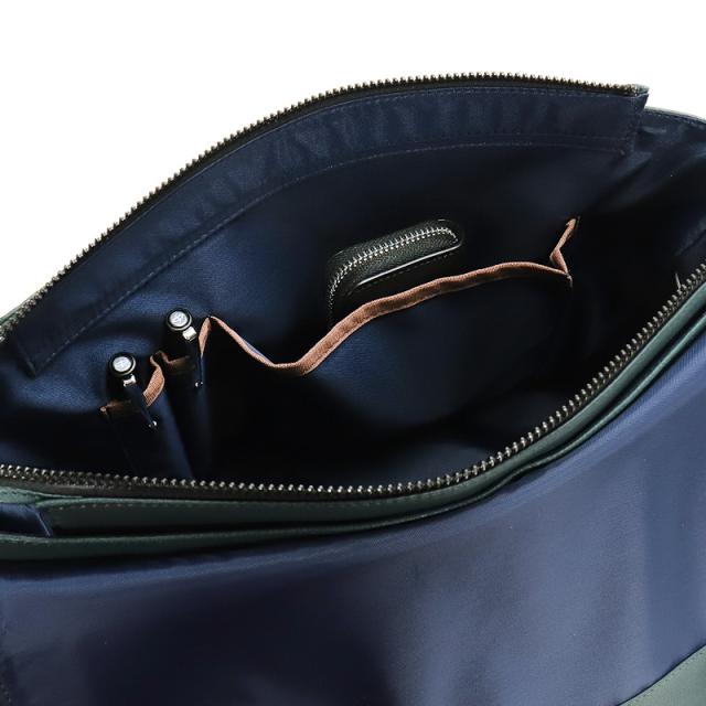 【商品レビューで+5%】タケオキクチ バッグ ショルダーバッグ メンズ ブランド TAKEO KIKUCHI フィル 709112 メッセンジャーバッグ 斜め掛けバッグ フラップショルダー A4 山羊革 ゴートレザー ゴート革 本革 レザー 革 軽量 レディース カジュアル オシャレ 人気 正規品_11