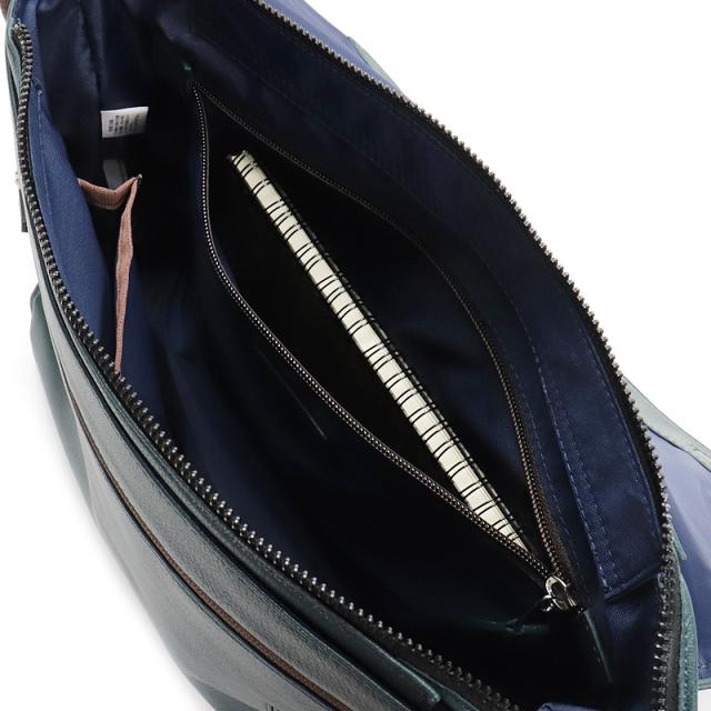 【商品レビューで+5%】タケオキクチ バッグ ショルダーバッグ メンズ ブランド TAKEO KIKUCHI フィル 709112 メッセンジャーバッグ 斜め掛けバッグ フラップショルダー A4 山羊革 ゴートレザー ゴート革 本革 レザー 革 軽量 レディース カジュアル オシャレ 人気 正規品_12