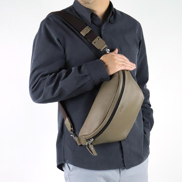 【商品レビューで+5%】タケオキクチ バッグ ボディバッグ メンズ ブランド 小さめ TAKEO KIKUCHI フィル 709911 ワンショルダーバッグ 斜め掛けバッグ ポーチ 小物入れ 山羊革 ゴートレザー ゴート革 本革 レザー 革 軽量 レディース カジュアル オシャレ 人気 正規品_14